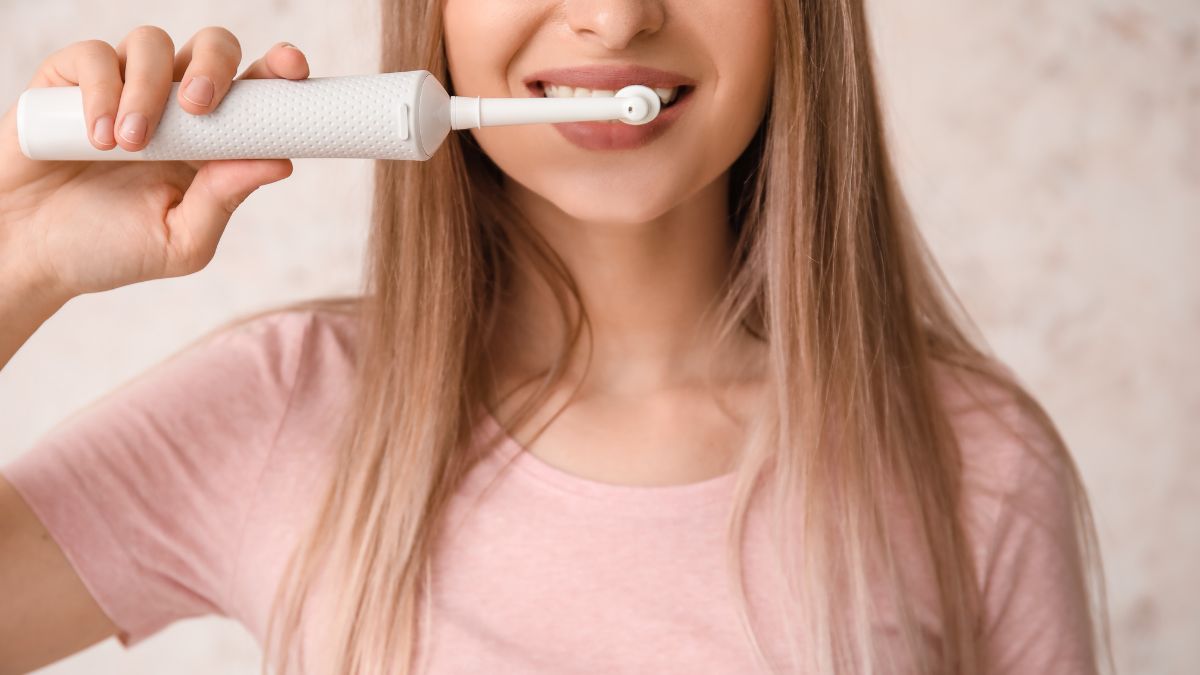 Como escolher uma escova de dentes elétrica
